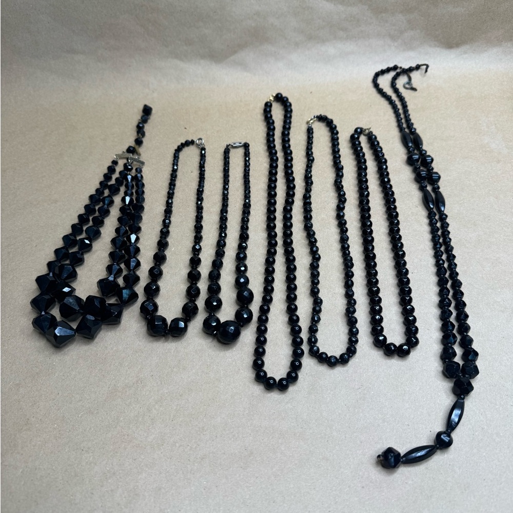 Vintage Black Beaded Women's Necklaces - Classic Elegant Design